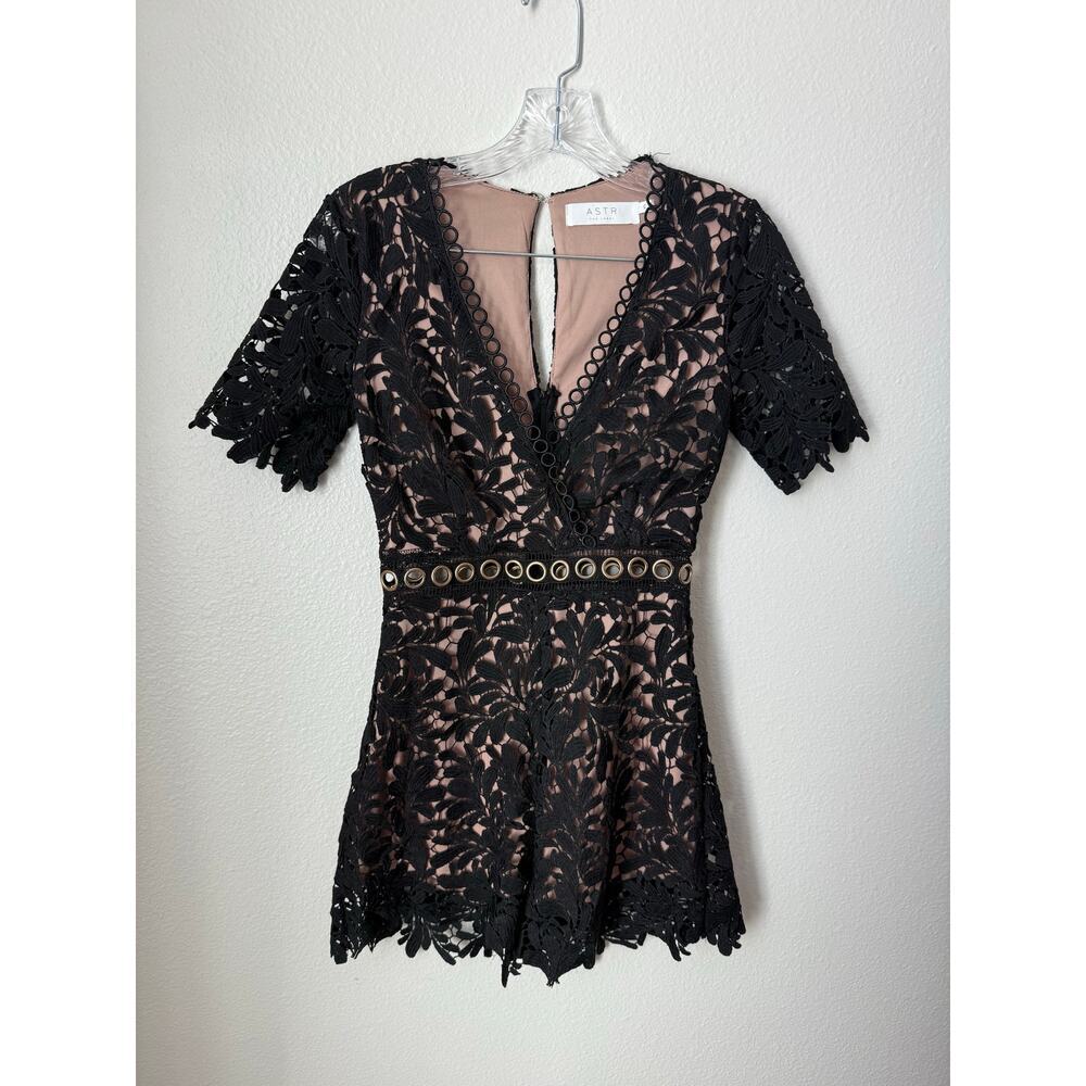Anthropologie ASTR The Label Black Lace Romper Size XS - Picture 3 of 7